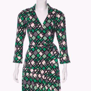 DVF Silk Shiloh Wrap Dress Geometric Print Sz 0